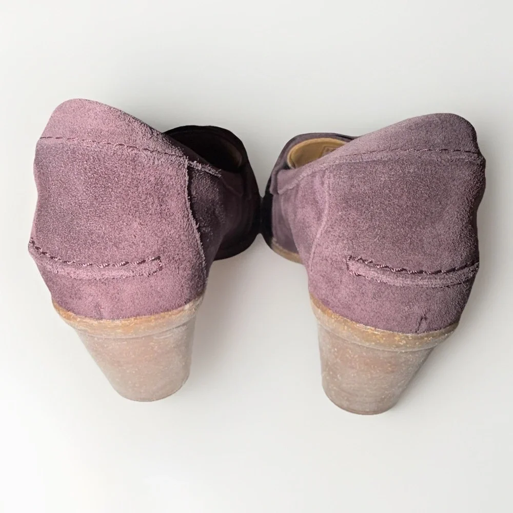 Clarks Unstructured Carleta Belle Womens Purple Suede Heeled Penny Loafer SZ 6.5